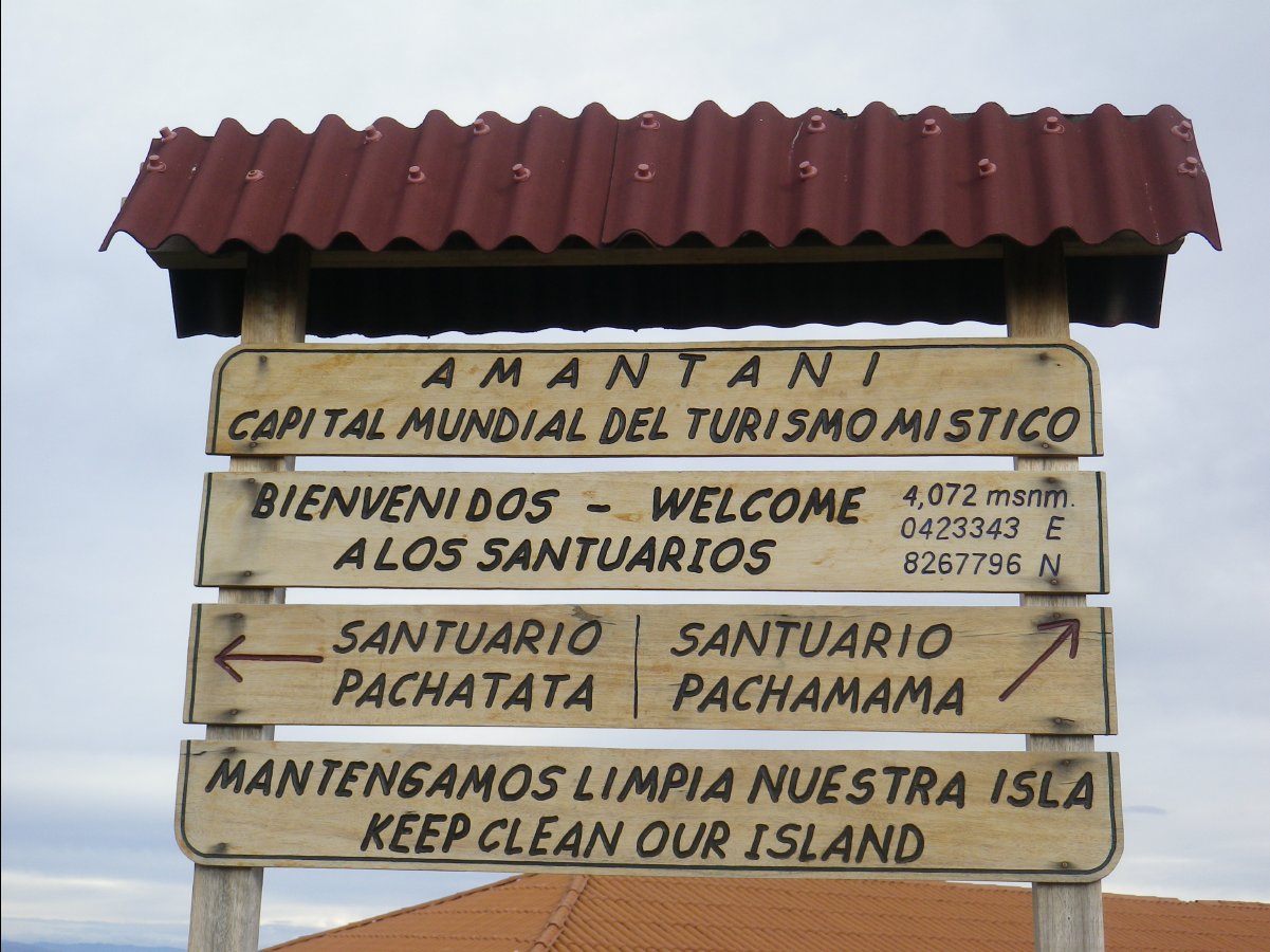 Island Amantani32